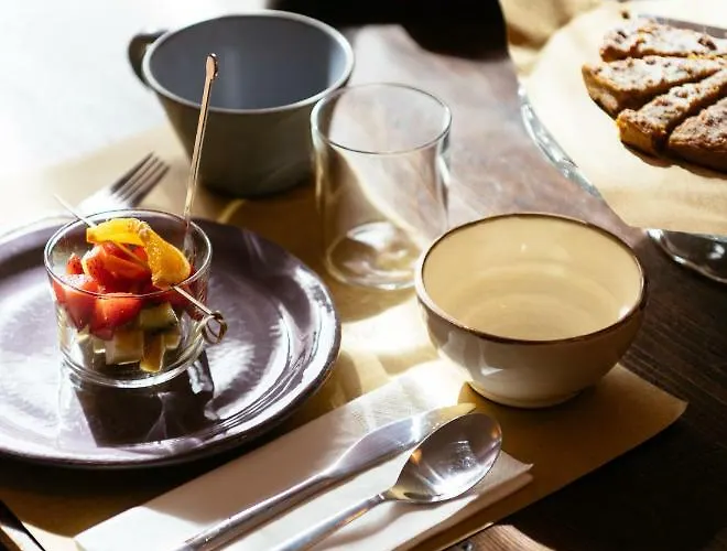 Castagnola בית הארחה 4*